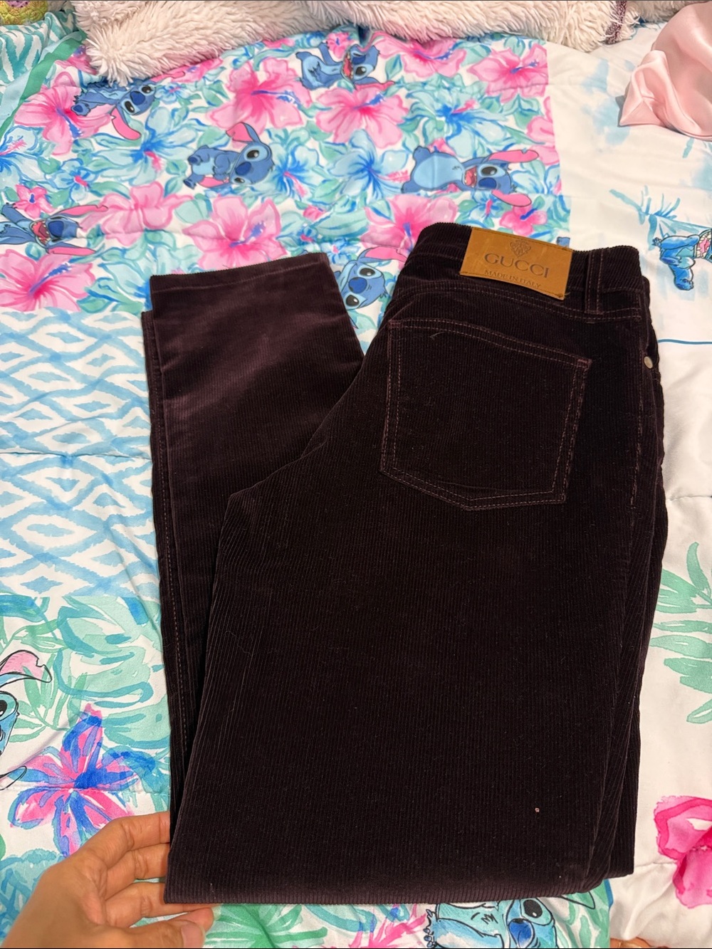 Gucci  women Dark Brown Corduroy Jeans with Leather Logo Patch size 40